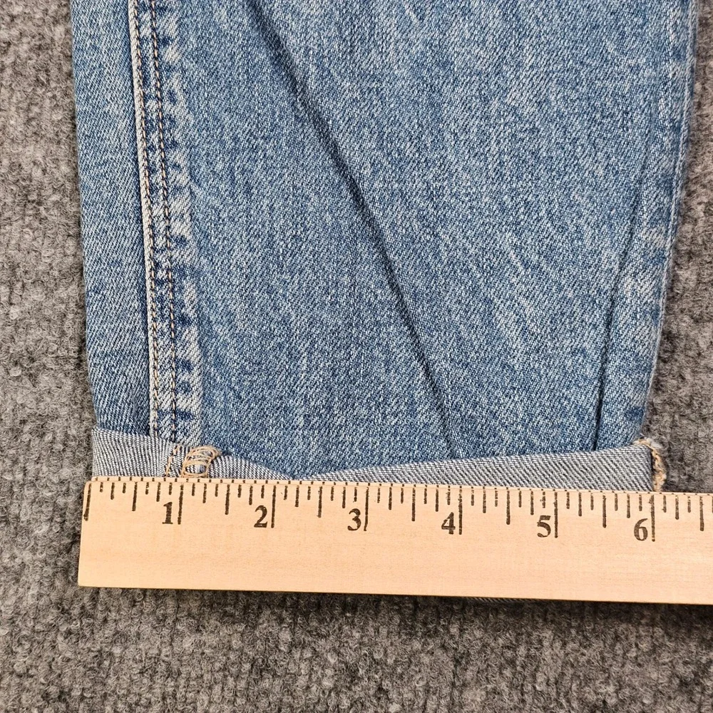 American Eagle Strigid Mom Jeans Womens 6 Short Distressed Ripped Crop Denim